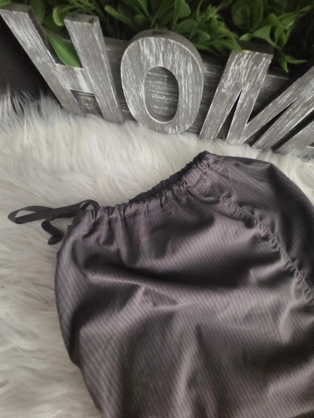 lululemon Dance Studio Charcoal  Drawstring Ruched Jogger Pants. Size 8
